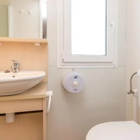 Appartamento Family Friendly With A Swimming Pool Drage, Biograd - 17819 Pakoštane